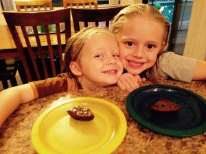 Kids eating Earl of Sandwich brownies earl-of-sandwich